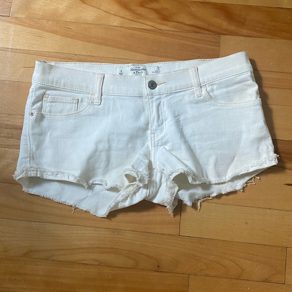 Vintage Abercrombie &Fitch white jeans short
